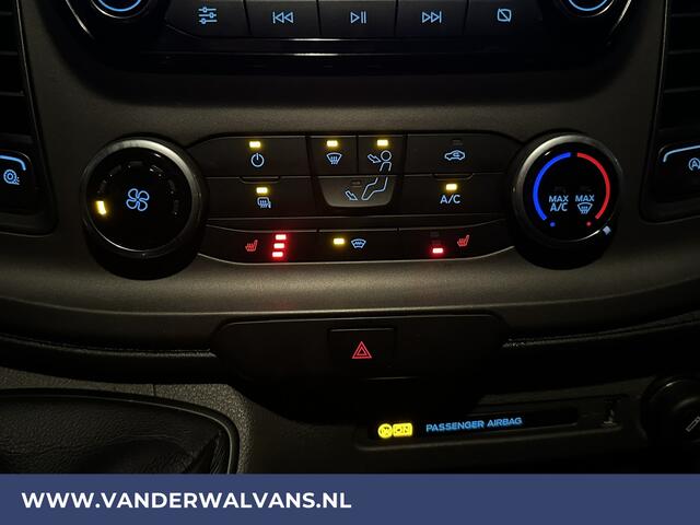 Ford TRANSIT 2.0 TDCI 131pk **BPM VRIJ voor de Ondernemer** L3H2 Euro6 Airco | Navigatie | Camera | Apple Carplay, Android Auto, Cruisecontrol, Parkeersensoren, Stoelverwarming, Verwarmde voorruit, Bijrijdersbank