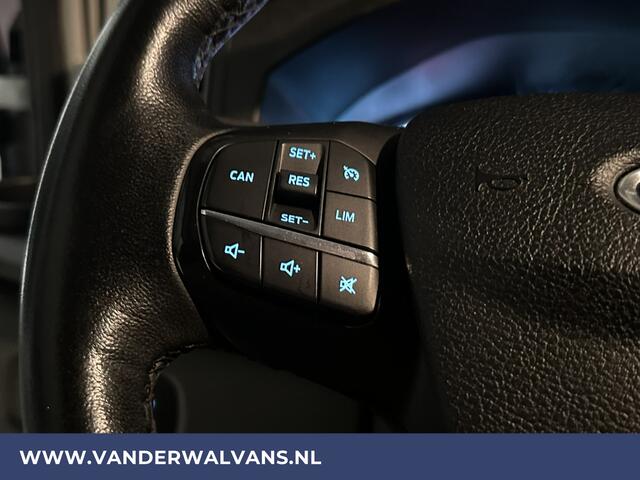 Ford TRANSIT 2.0 TDCI 131pk **BPM VRIJ voor de Ondernemer** L3H2 Euro6 Airco | Navigatie | Camera | Apple Carplay, Android Auto, Cruisecontrol, Parkeersensoren, Stoelverwarming, Verwarmde voorruit, Bijrijdersbank