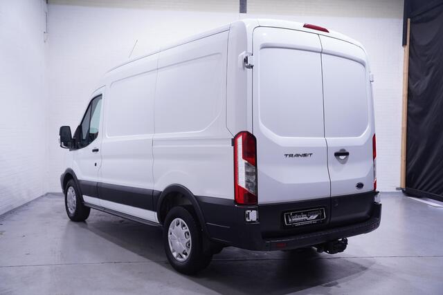 Ford TRANSIT 2.0 TDCI 130 pk Automaat L2H2 Trend Navi, Camera NAP, Laadruimte Pakket, PDC V+A, 3-Zits