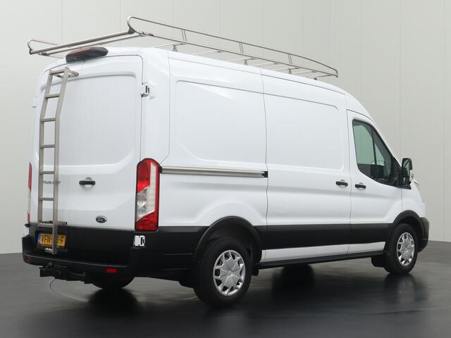 Ford TRANSIT 2.0TDCI 130Pk Automaat L2H2 Imperiaal | Trekhaak | Navigatie | Camera | 3-Persoons | Airco | Cruise