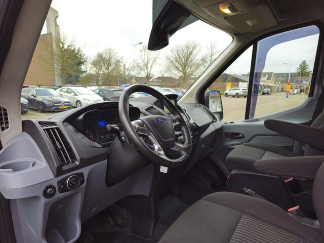 Ford TRANSIT 350 2.0 TDCI L2H2 Trend AWD - Stoelverwarming - Trekhaak - achteruitrijcamera met sensoren voor en achter