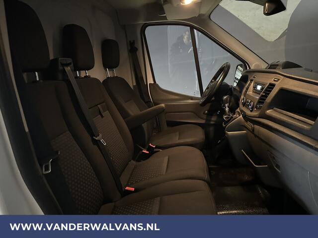 Ford TRANSIT 2.0 TDCI L2H2 Euro6 Airco | Cruisecontrol | Trekhaak | Verwarmde voorruit Parkeersensoren, Bijrijdersbank