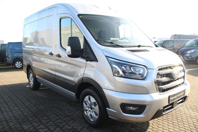 Ford TRANSIT 350 2.0TDCI 165pk L2H2 Limited | Automaat | L+R Zijdeur | 360° Camera | Adap. Cruise | Carplay/Android | Lease 771,- p/m