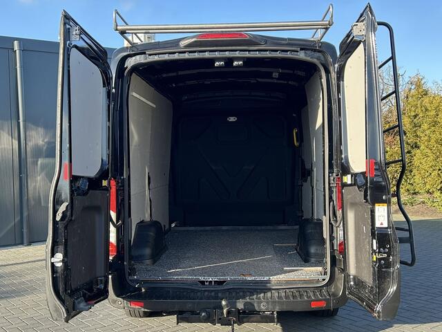 Ford TRANSIT 2.0 TDCI EURO 6 / L2H2 / TREND / 1e EIG. / IMPERIAAL / 2.45 TONS TREKHAAK / AIRCO / CRUISE / 3-ZITS