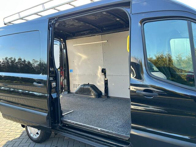 Ford TRANSIT 2.0 TDCI EURO 6 / L2H2 / TREND / 1e EIG. / IMPERIAAL / 2.45 TONS TREKHAAK / AIRCO / CRUISE / 3-ZITS