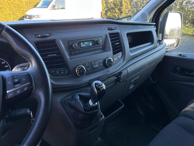 Ford TRANSIT 2.0 TDCI EURO 6 / L2H2 / TREND / 1e EIG. / IMPERIAAL / 2.45 TONS TREKHAAK / AIRCO / CRUISE / 3-ZITS