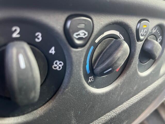 Ford TRANSIT 310 2.2 TDCI L2H3 Trend CAMERA I AIRCO I IMPERIAAL I PDC I TREKHAAK