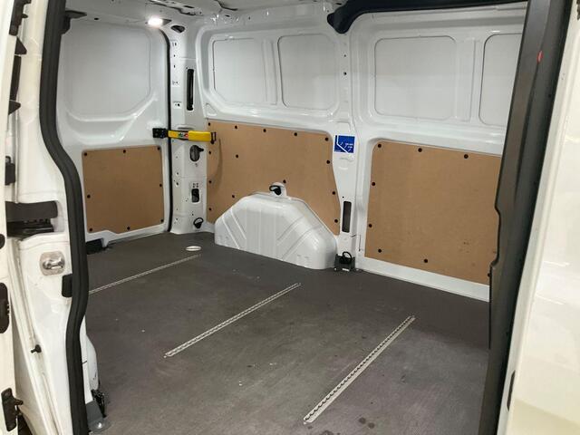Ford TRANSIT 280 2.0 TDCI L1H1 Trend Automaat | 8 inch scherm | Stoelverwarming | Trekhaak | Achteruitrijcamera