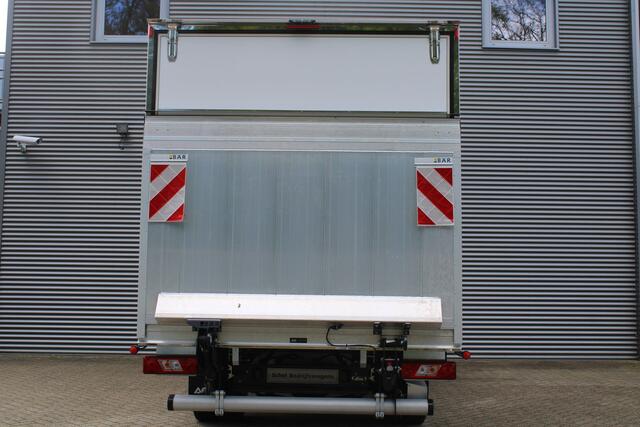 Ford TRANSIT 350 2.0 TDCI L4H1 Trend 170pk - Bakwagen - Laadklep - Camera - Cruise - Airco - Rijklaar