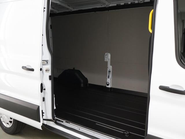 Ford TRANSIT 350 | 2.0 TDCI | L3 H2 | Trend | Navigatie | Stoelverwarming | Trekhaak 2500 KG AHW | Airco | 3-Zits | NIEUW | Carplay - Android Auto | Laadruimte Pakket | Cruise Control | Multifuntioneel Stuurwiel