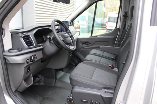 Ford TRANSIT 350 2.0 TDCI L3H2 Limited 165pk - DEMO - Adaptive Cruise - Luchtvering - Blind Spot - 360 camera - Navigatie - Stoelverwarming - Trekhaak - Rijklaar