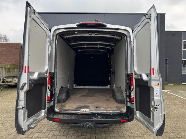 Ford TRANSIT 330 2.0 TDCI 130pk L3H2 Trend / Airco / Raptor Grill / Trekhaak