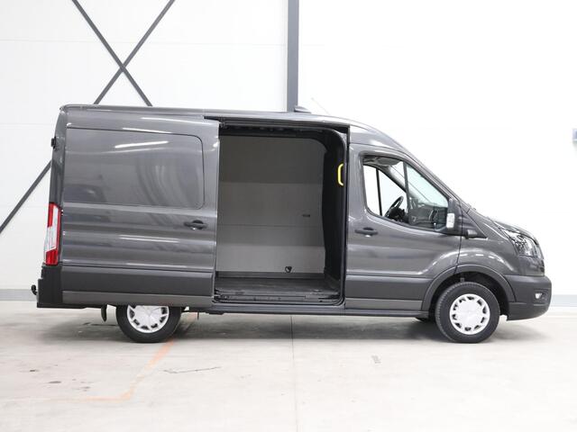 Ford TRANSIT 105pk L2H2 Trend Trekhaak Navigatie 360 Camera Cruise Control Airco