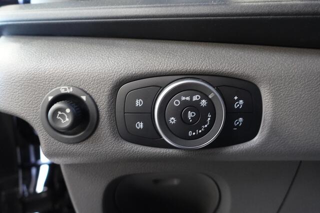 Ford TRANSIT 105pk L2H2 Trend Trekhaak Navigatie 360 Camera Cruise Control Airco