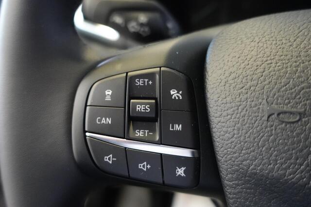 Ford TRANSIT 105pk L2H2 Trend Trekhaak Navigatie 360 Camera Cruise Control Airco