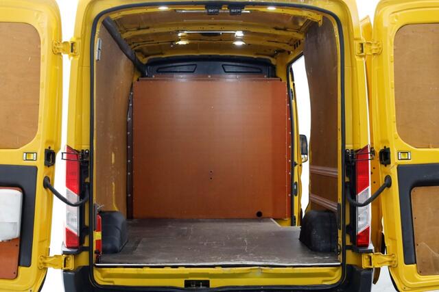 Ford TRANSIT 350 2.0 TDCI 170pk E6 RWD L3H2 Trend Airco/Trekhaak 2800kg 01-2019