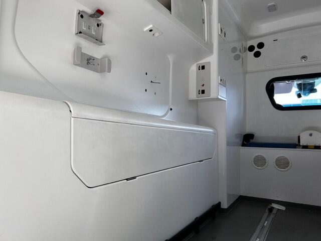 Ford TRANSIT Ambulance Turbo Diesel Ambulance - Overhauled Engine at 98.000 kilometres