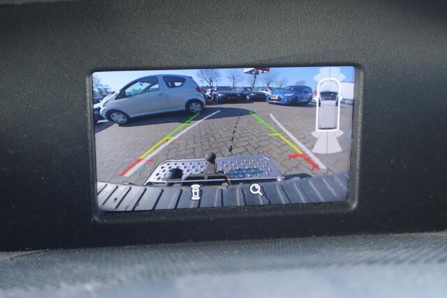 Ford TRANSIT 350 2.0 TDCI L3H2 Trend Camera, Lane Control, Bijrijdersbank, Trekhaak, Airco