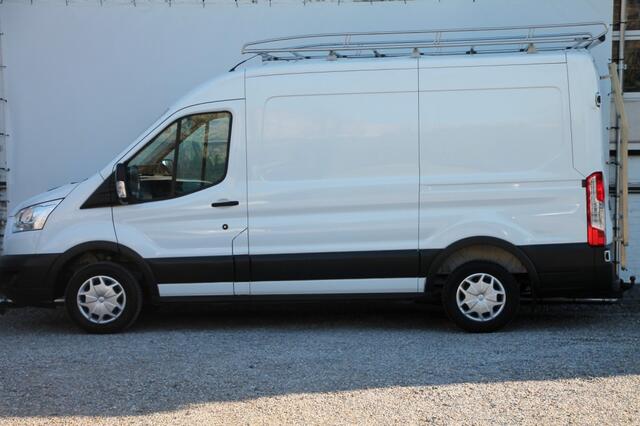 Ford TRANSIT 310 2.0 TDCI L2H2 Trend - 131 pk **Imperiaal / Camera / Inrichti