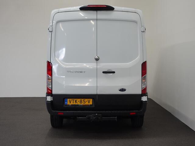 Ford TRANSIT 330 2.0 TDCI L3H2 Trend Navigatie Camera Carplay Trekhaak Cruise control Airco