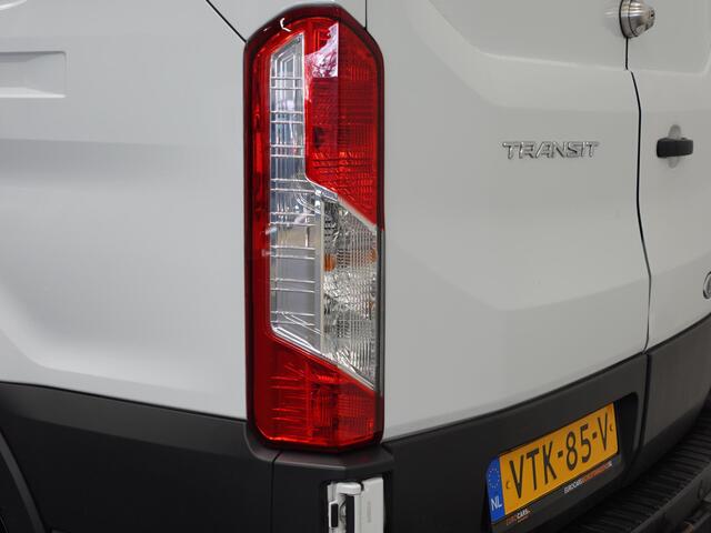 Ford TRANSIT 330 2.0 TDCI L3H2 Trend Navigatie Camera Carplay Trekhaak Cruise control Airco