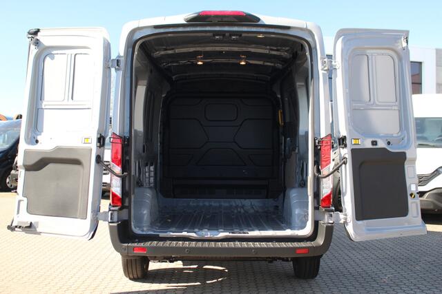 Ford TRANSIT 350 2.0TDCI 165pk L2H2 Trend | Automaat | 2800kg trekgewicht | Carplay/Android | Camera | Cruise | Sync 4 13" | Lease 717,- p/m