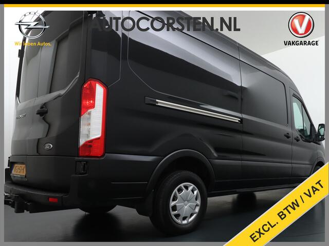 Ford TRANSIT 350 2.0TDCI L3H2 3-Persoons Airco Trekhaak Cruise Control Voorruit verwarmbaar Pdc Licht/Regensensor Trend Bluetooth Betoplex vloer Lat om Lat Wand Betimmering 1e Eigenaar Euro 6 Trekgewicht 2.500KG