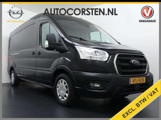 Ford TRANSIT 350 2.0TDCI L3H2 3-Persoons Airco Trekhaak Cruise Control Voorruit verwarmbaar Pdc Licht/Regensensor Trend Bluetooth Betoplex vloer Lat om Lat Wand Betimmering 1e Eigenaar Euro 6 Trekgewicht 2.500KG