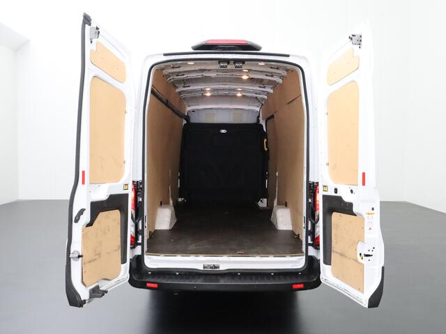 Ford TRANSIT 2.0TDCI 170PK L4H3 Jumbo | Airco | Camera | 3-Persoons