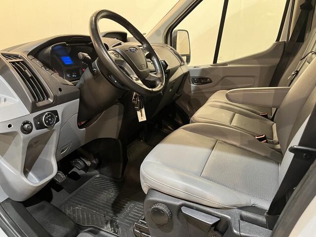 Ford TRANSIT 350 2.0 TDCI L3H3 Trend 170 PK RWD / Euro 6 / Airco / Cruise Control / Trekhaak / Camera / Imperiaal / 3-Zits / 53.100 KM !!