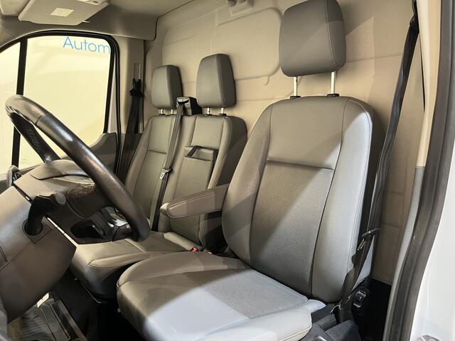 Ford TRANSIT 350 2.0 TDCI L3H3 Trend 170 PK RWD / Euro 6 / Airco / Cruise Control / Trekhaak / Camera / Imperiaal / 3-Zits / 53.100 KM !!