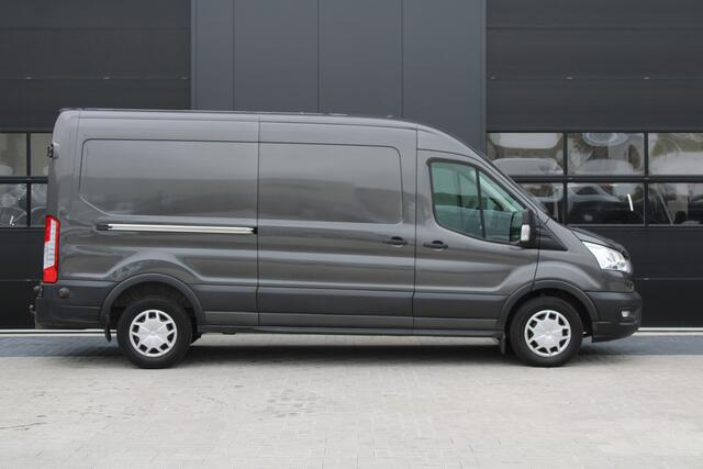 Ford TRANSIT 350 2.0 TDCI L3H2 Trend 130pk - Carplay - Trekhaak - Camera - Laadvloer Hout - Rijklaar