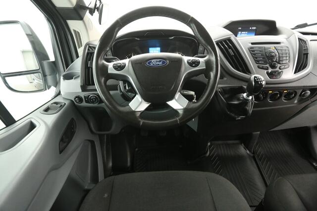 Ford TRANSIT 330 2.0 TDCI L2H2 Trend 170PK Airco Camera Cruise PDC 3 Persoons Imperiaal Trekhaak