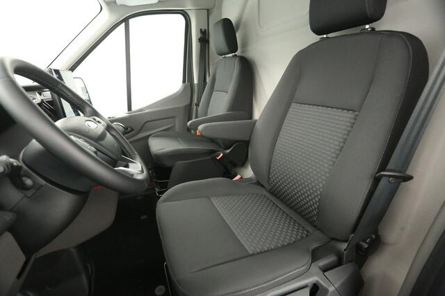 Ford TRANSIT 350 2.0 TDCI L3H2 Trend | NIEUW | BPM Vrij | Airco Carplay Camera Cruise Navigatie PDC Stoelverwarming Trekhaak