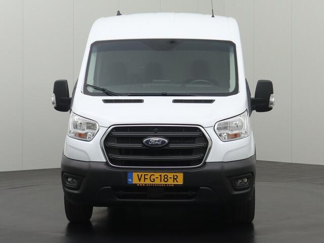 Ford TRANSIT 2.0TDCI 130PK L3H2 Werkplaats | Oprijplaat | Navigatie | 3-Persoons | Multimedia | Airco