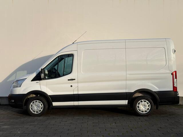 Ford TRANSIT 310 2.0 TDCI L2H2 Trend | Camera | Parkeersensoren | Trekhaak | Voorruitverwarming