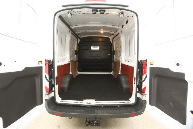 Ford TRANSIT 350 2.0 TDCI L2H2 170PK 2800KG Trekgew. Trekhaak Airco Cruise 2xSchuifdeur PDC Elektrpakket