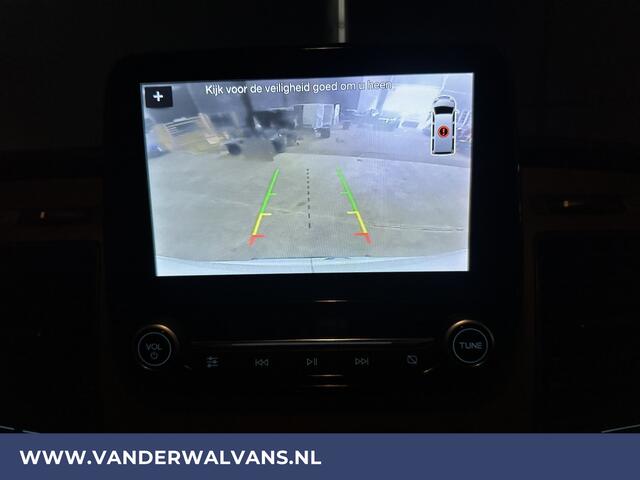 Ford TRANSIT 2.0 TDCI 131pk L3H2 Euro6 Airco | Camera | Navigatie | Apple Carplay | Android Auto | Stoelverwarming Verwarmde voorruit, Cruisecontrol, Parkeersensoren, Elektrisch verstelbare bestuurdersstoel, Bijrijdersbank