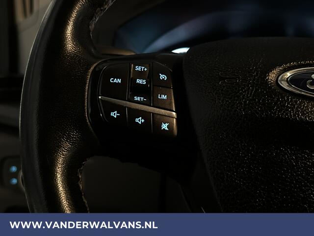 Ford TRANSIT 2.0 TDCI 131pk L3H2 Euro6 Airco | Camera | Navigatie | Apple Carplay | Android Auto | Stoelverwarming Verwarmde voorruit, Cruisecontrol, Parkeersensoren, Elektrisch verstelbare bestuurdersstoel, Bijrijdersbank