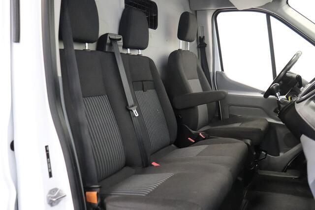 Ford TRANSIT 330 2.0 TDCI L3H2 - Airco - Cruise - Camera - ¤ 9.950,- Ex. BTW