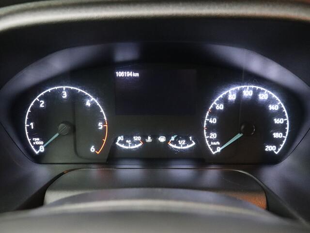 Ford TRANSIT 2.0TDCI 130PK L2H2 | Imperiaal | Trekhaak | Gate locks | Navigatie | Camera | Airco | Cruise | 3-Persoons