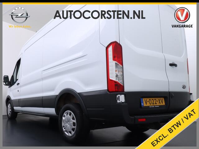 Ford TRANSIT 350 2.0TDCI 170PK Automaat L3H2 3-Persoons Apple Carplay Android Auto Airco Navi Camera Pdc Cruise Control Aut.Verlichting VoorruitVerwarming Lane-dep. Led Verst.Stoel Elek.Ramen Trend Schuifdeur Wand-Vloerbekleding Trekhaak Voorbereiding 1e Eigenaar Euro