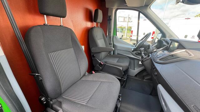 Ford TRANSIT 2.0 TDCI 96KW 131PK L3H2 EURO 6 AIRCO/ NAVIGATIE/ CRUISE CONTROL/ TREKHAAK/ 100% DEALERONDERHOUDEN