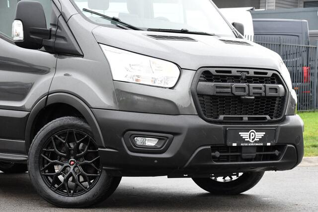Ford TRANSIT 2.0 TDCI L2H2 DC Raptor Grill Camera, Cruise, Carplay, Stoelverwarming, 130pk, Automaat, Multimedia, 2 x Schuifdeur, Uniek!