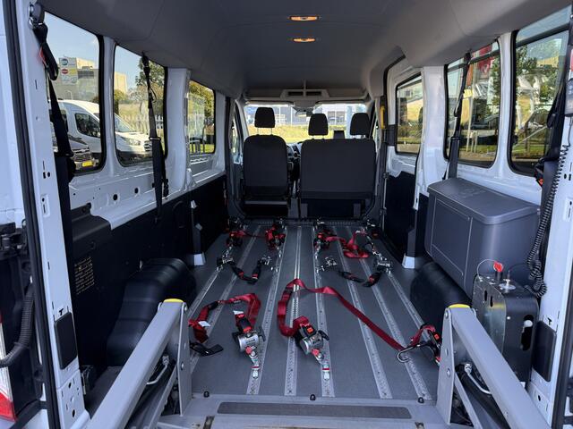 Ford TRANSIT Rolstoelbus / Personenbus 350 L2H2 (Mooie ruime bus met mogelijkheden!)