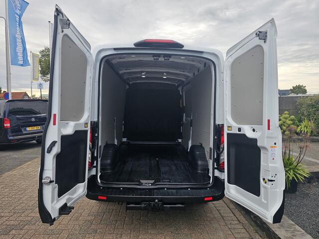Ford TRANSIT 350 2.0 TDCI L3H2 Trend RWD * Navi * Trekhaak * NAP *