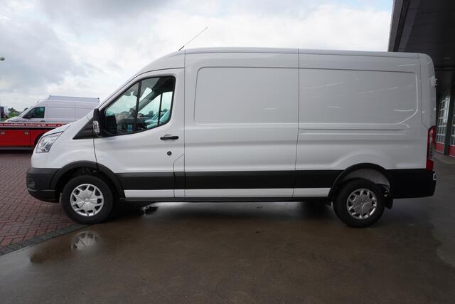 Ford TRANSIT 350M 2.0 TDCI 165pk L2H2 Trend Automaat nr. V809 | Camera | Cruise | Trekhaak | Laadruimte pakket