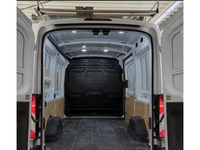 Ford TRANSIT 310 2.0 TDCI L2H2 / 3Pers. / Imperial & Ladder / Airco / Trekhaak / Pdc.V+A / Navigatie / Distr.vv.bij 60.400 km / *Ideaal voor Camper* /