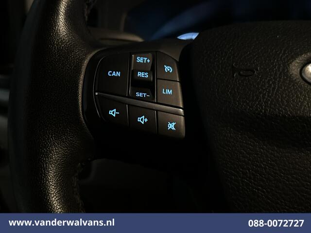 Ford TRANSIT 2.0 TDCI 130pk Bakwagen Laadklep Euro6 Airco | 951kg laadvermogen | Camera | Navigatie | Cruisecontrol LM velgen, Verwarmde voorruit, Stoelverwarming, Bijrijdersbank, 2500kg trekvermogen