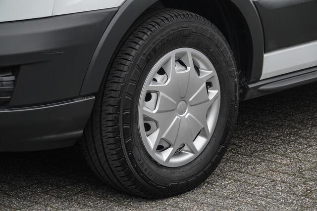 Ford TRANSIT L3H3 2.0Tdci 170Pk Aut. | Trend | Stoel-Bank | Achteruitrijcamera | Trekhaak